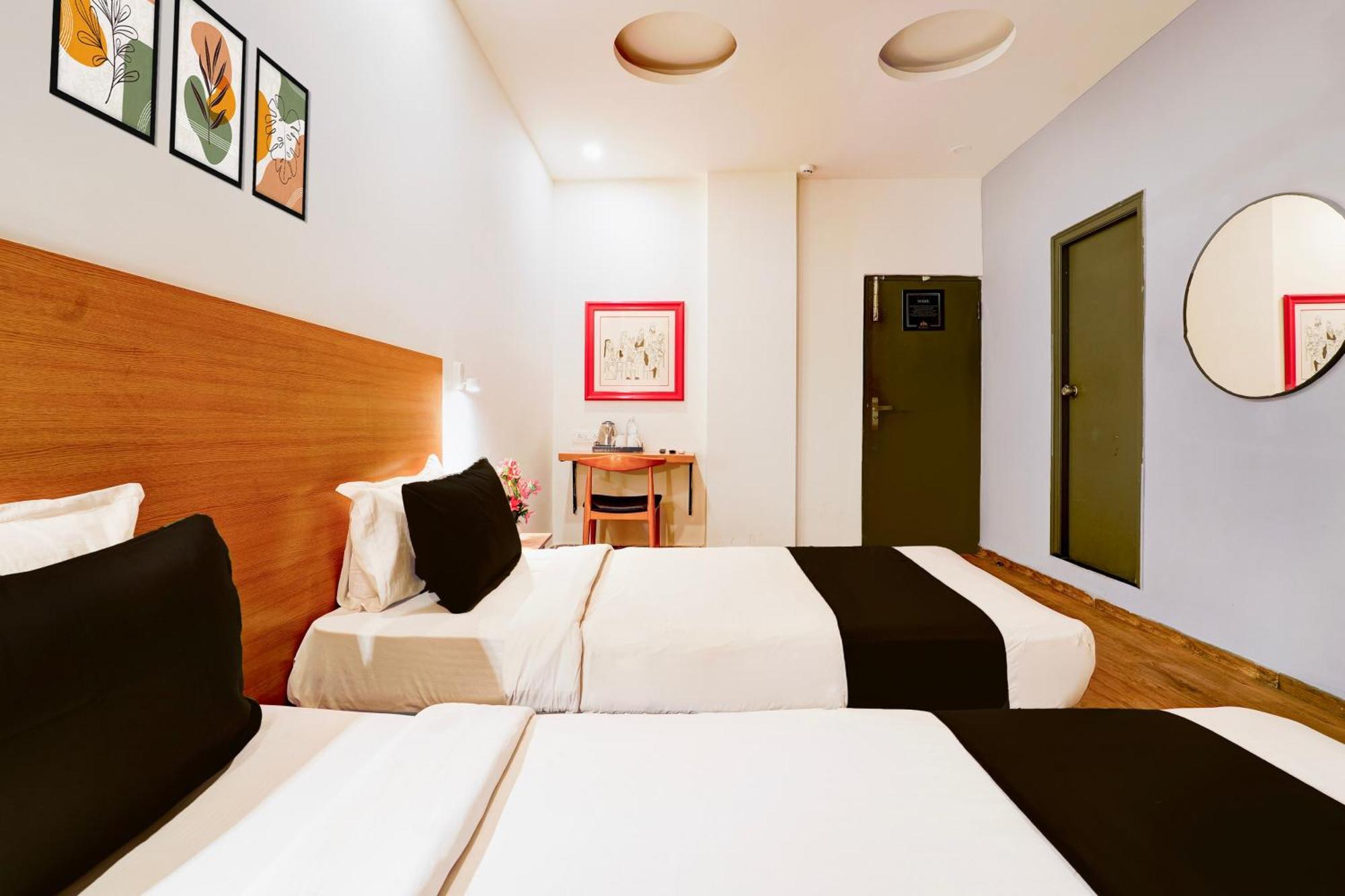 Super Townhouse Jayanagar Hotel Bangalore Buitenkant foto