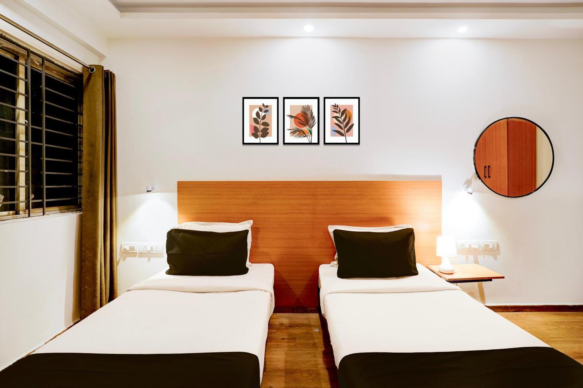 Super Townhouse Jayanagar Hotel Bangalore Buitenkant foto